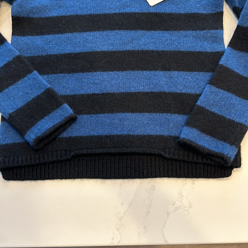 ZADIG&VOLTAIRE women's black and blue stripe crewneck sweater. Size XS/S - Picture 5 of 9
